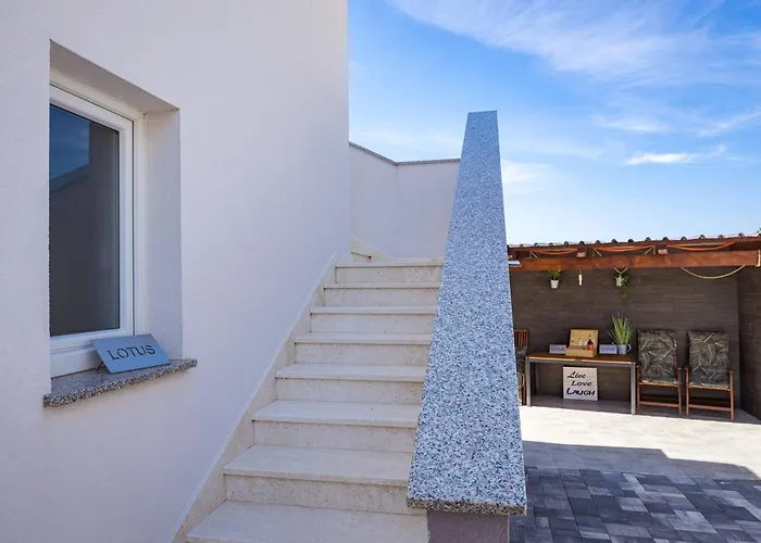 Luxury Apartments Lotus&Lovor