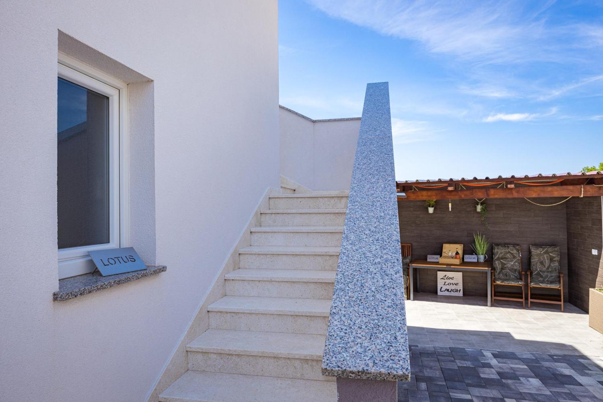 Apartment Luxury Lotus&lovor Pula